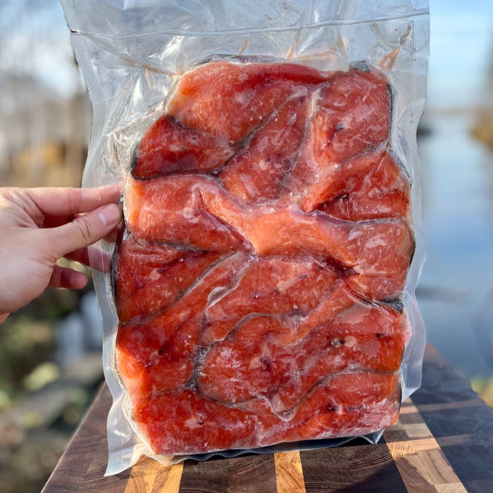 Стейки форели мороженые, потрошённые (упаковка 2 кг)