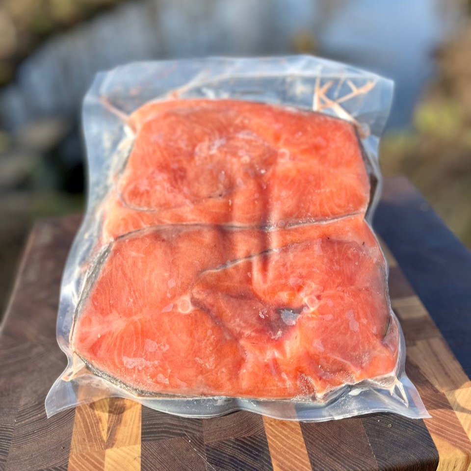 Стейки форели мороженые, потрошённые (упаковка 1 кг)