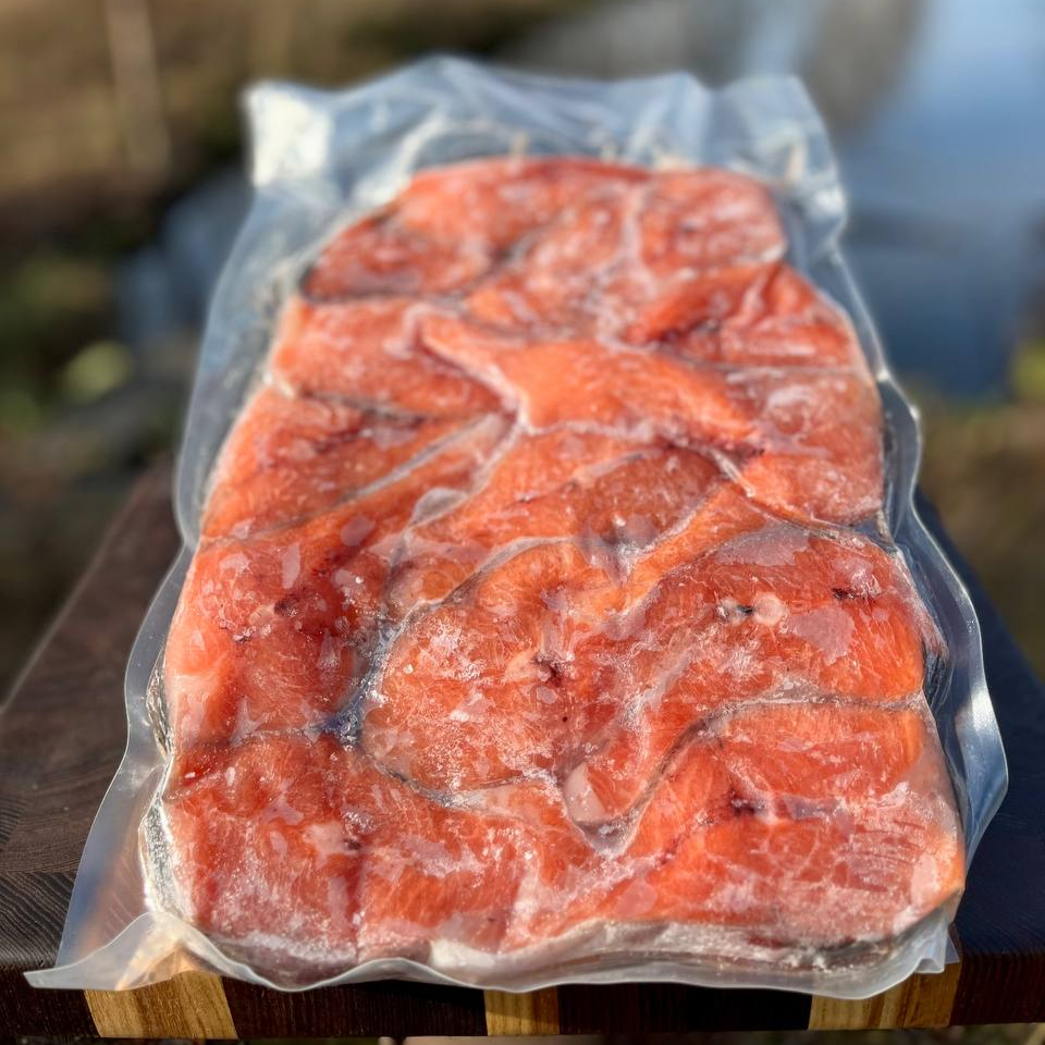 Стейки форели мороженые, потрошённые (упаковка 2 кг)